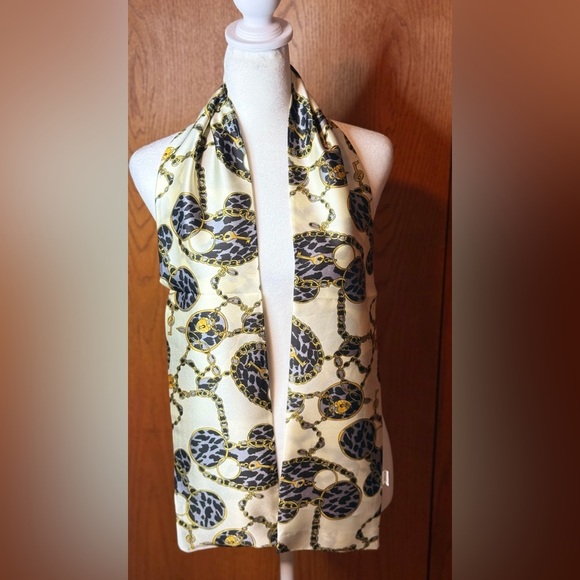 Polyester Womens Scarf Heart Lock Chain Motif Geometric Pattern 57x6 - Picture 2 of 11